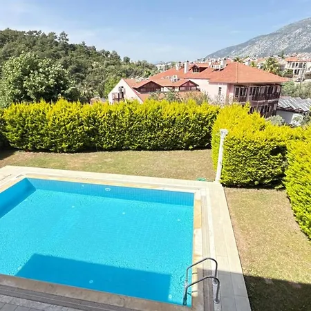 Modern 4 Bedroom فيلة *