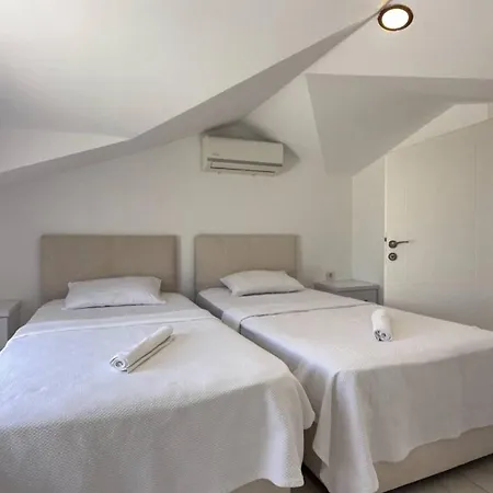 Villa Modern 4 Bedroom