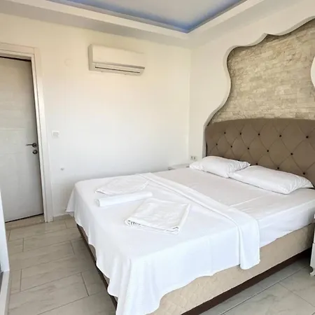 Modern 4 Bedroom